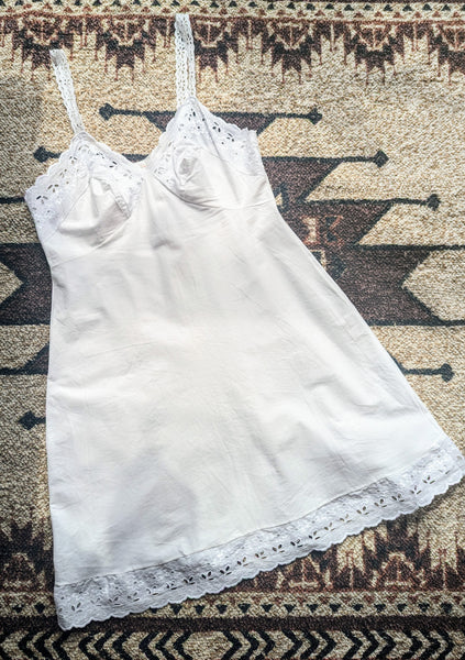 VINTAGE COTTON SLIP W/ BRODERIE ANGLAISE