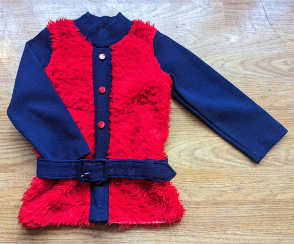 RED & NAVY FLUFFY UNISEX TOP- AGE 4-5