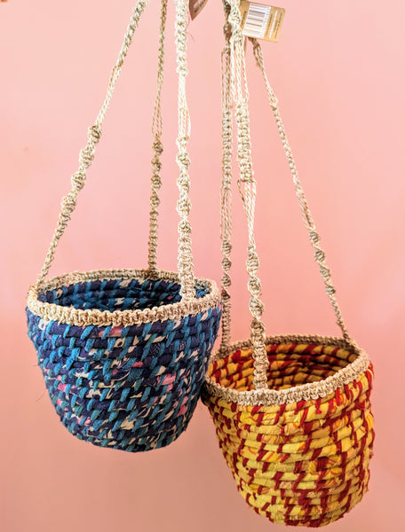 HANGING PLANT BASKETS