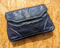 NAVY VINTAGE CLUTCH BAG