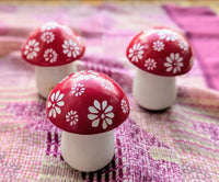 TOADSTOOL TRINKET POTS