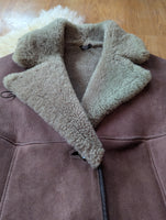 MID-BROWN SHEEPSKIN COAT- 6/8