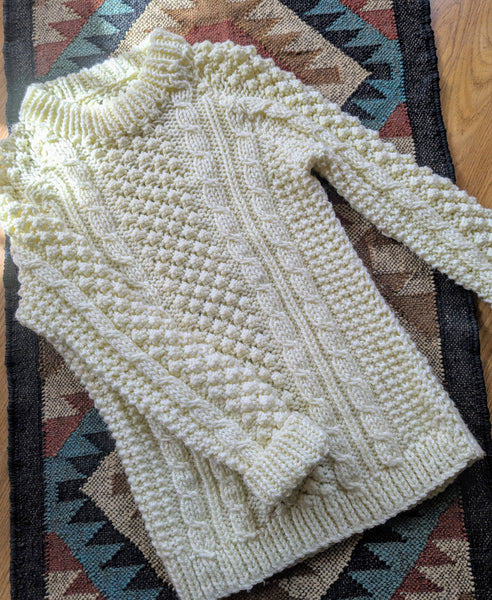 VINTAGE KNITTED SWEATER- 8/10