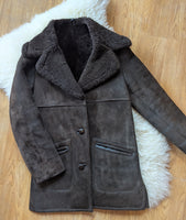 CHOCOLATE SHEEPSKIN COAT- 6/8