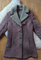 MID-BROWN SHEEPSKIN COAT- 6/8