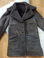 CHOCOLATE SHEEPSKIN COAT- 6/8