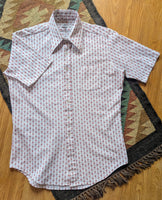 MEN'S VINTAGE SHORT SLEEVED SHIRT- L