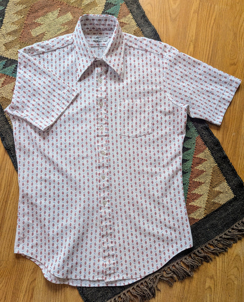 MEN'S VINTAGE SHORT SLEEVED SHIRT- L